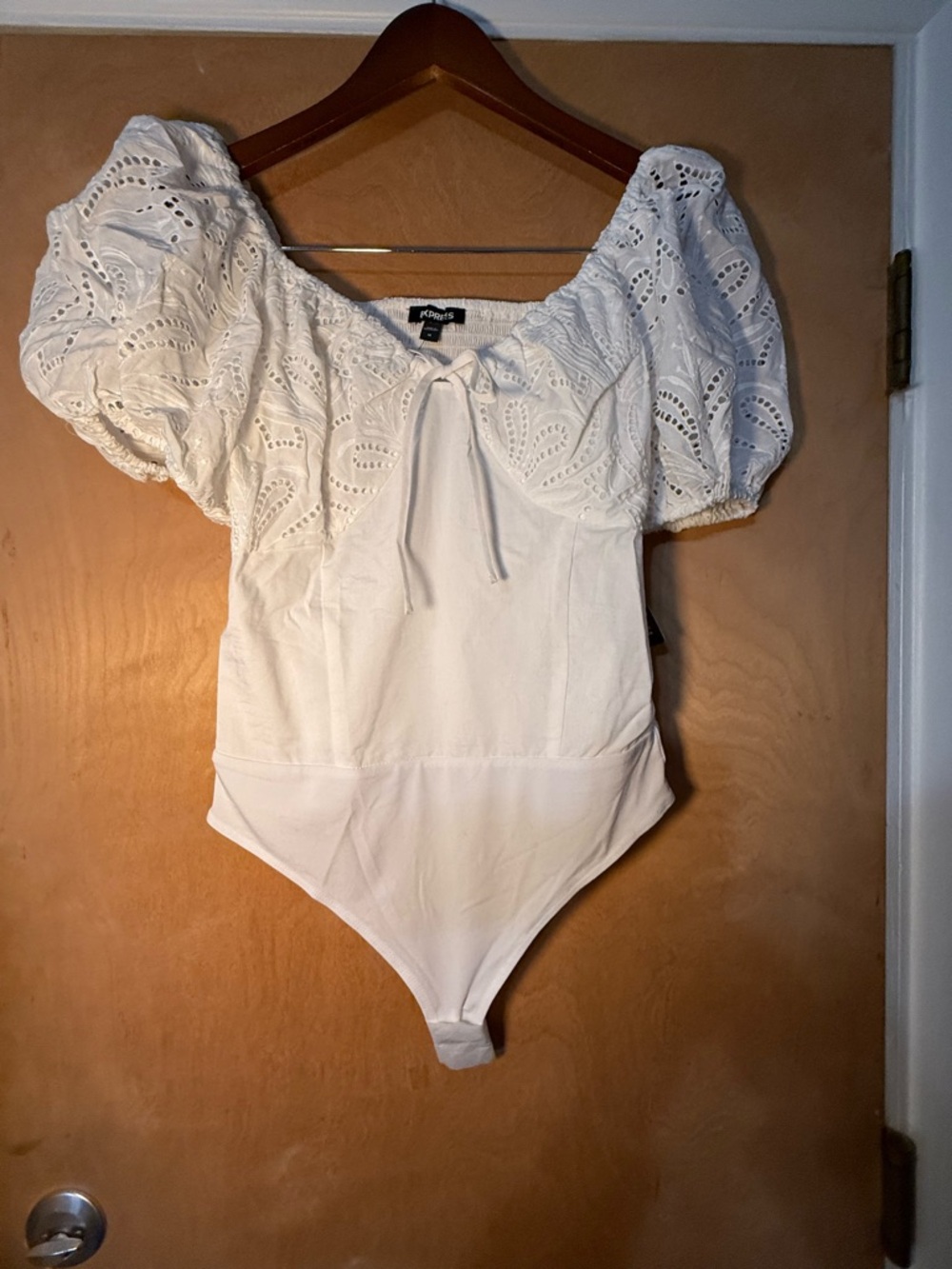 Express White Eyelet Puff-Sleeve Bodysuit